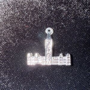 Canadian Parliament Building
Sterling Silver Charm